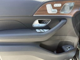 Mercedes-Benz GLS GLS 580 4MATIC SUV 2026