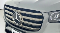 Mercedes-Benz GLS GLS 580 4MATIC SUV 2026