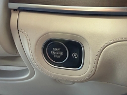 Mercedes-Benz GLS Maybach GLS 600 4MATIC SUV 2026