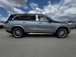 Mercedes-Benz GLS Maybach GLS 600 4MATIC SUV 2026