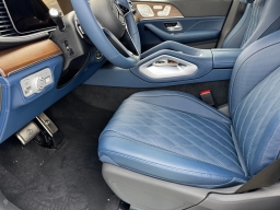 Mercedes-Benz GLS Maybach GLS 600 4MATIC SUV 2026