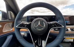 Mercedes-Benz GLS Maybach GLS 600 4MATIC SUV 2026