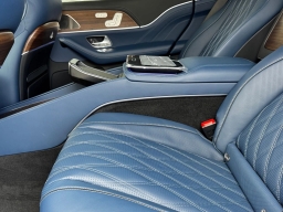 Mercedes-Benz GLS Maybach GLS 600 4MATIC SUV 2026