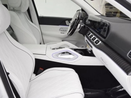 Mercedes-Benz GLS Maybach GLS 600 4MATIC SUV 2026