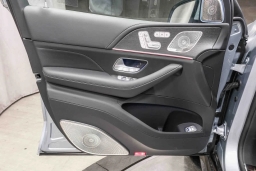 Mercedes-Benz GLS Maybach GLS 600 4MATIC SUV 2026