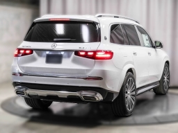 Mercedes-Benz GLS Maybach GLS 600 4MATIC SUV 2026