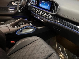 Mercedes-Benz GLS Maybach GLS 600 4MATIC SUV 2026