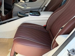Mercedes-Benz GLS Maybach GLS 600 4MATIC SUV 2026