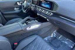 Mercedes-Benz GLS Maybach GLS 600 4MATIC SUV 2026