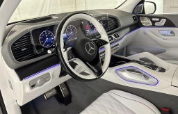 Mercedes-Benz GLS Maybach GLS 600 4MATIC SUV 2026