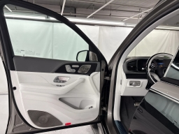 Mercedes-Benz GLS Maybach GLS 600 4MATIC SUV 2026