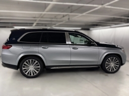Mercedes-Benz GLS Maybach GLS 600 4MATIC SUV 2026