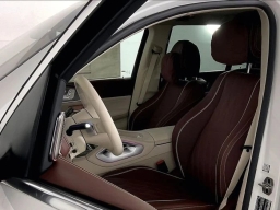 Mercedes-Benz GLS Maybach GLS 600 4MATIC SUV 2026