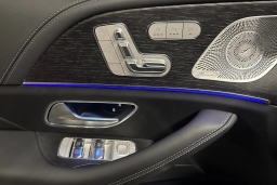 Mercedes-Benz GLS Maybach GLS 600 4MATIC SUV 2026