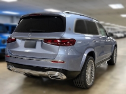 Mercedes-Benz GLS Maybach GLS 600 4MATIC SUV 2026