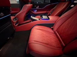 Mercedes-Benz GLS Maybach GLS 600 4MATIC SUV 2026