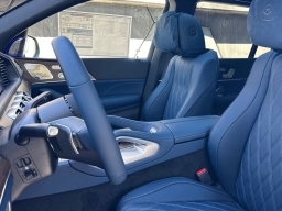 Mercedes-Benz GLS Maybach GLS 600 4MATIC SUV 2026