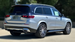 Mercedes-Benz GLS Maybach GLS 600 4MATIC SUV 2026