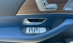 Mercedes-Benz GLS Maybach GLS 600 4MATIC SUV 2026