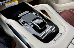 Mercedes-Benz GLS Maybach GLS 600 4MATIC SUV 2026