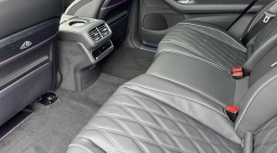Mercedes-Benz GLS Maybach GLS 600 4MATIC SUV 2026