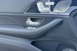 Mercedes-Benz GLS Maybach GLS 600 4MATIC SUV 2026
