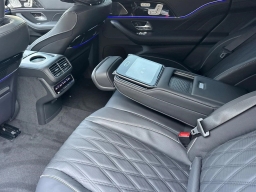 Mercedes-Benz GLS Maybach GLS 600 4MATIC SUV 2026