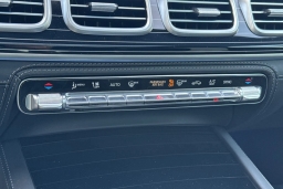 Mercedes-Benz GLS Maybach GLS 600 4MATIC SUV 2026