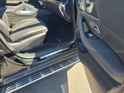 Mercedes-Benz GLS AMG GLS 63 4MATIC+ SUV 2026