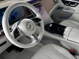 Mercedes-Benz EQE EQE 320 4MATIC SUV 2026