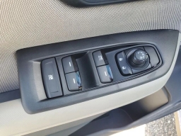 Subaru Forester Base AWD 2026