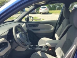 Subaru Forester Base AWD 2026