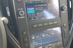 Subaru Forester Base AWD 2026