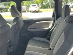 Subaru Forester Base AWD 2026