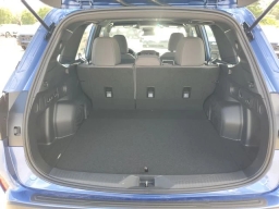 Subaru Forester Base AWD 2026