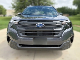 Subaru Forester Base AWD 2026