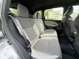 Subaru Forester Base AWD 2026