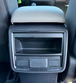 Subaru Forester Base AWD 2026
