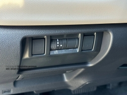 Subaru Forester Base AWD 2026