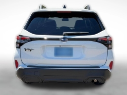 Subaru Forester Premium AWD 2026