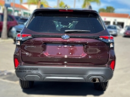 Subaru Forester Premium AWD 2026