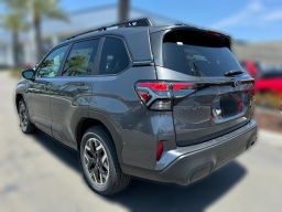 Subaru Forester Premium AWD 2026