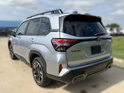 Subaru Forester Limited AWD 2026