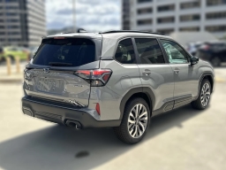 Subaru Forester Touring AWD 2026