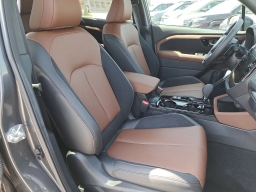 Subaru Forester Touring AWD 2026