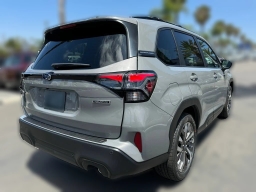 Subaru Forester Touring AWD 2026