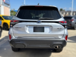 Subaru Forester Touring Hybrid AWD 2026
