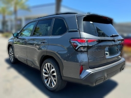 Subaru Forester Touring Hybrid AWD 2026