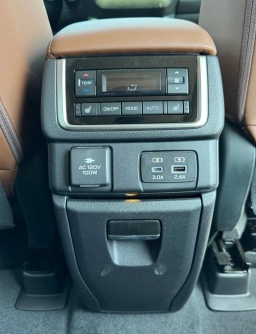 Subaru Ascent Touring 7-Passenger 2026