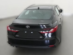 Toyota Camry SE (Natl) 2026